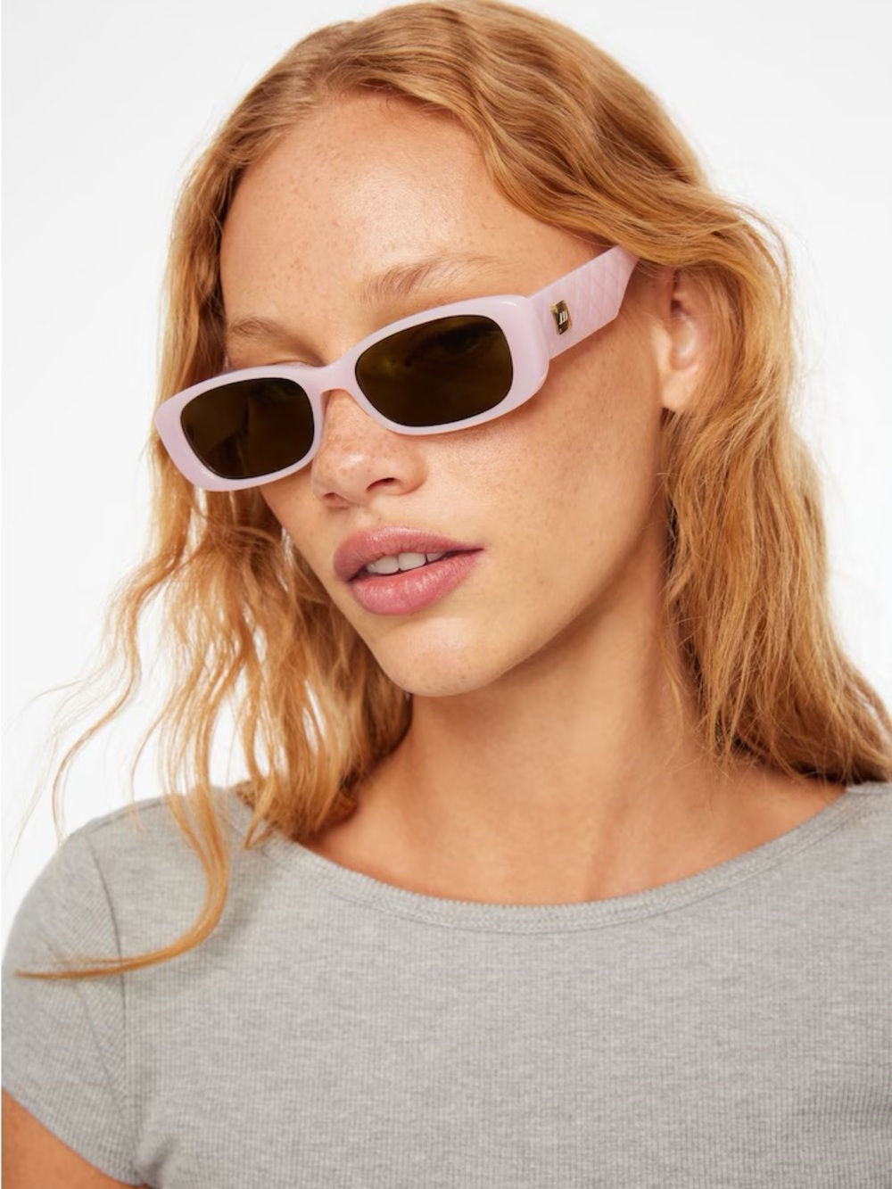 Le Specs Unreal quilted pink rectangle sunglasses